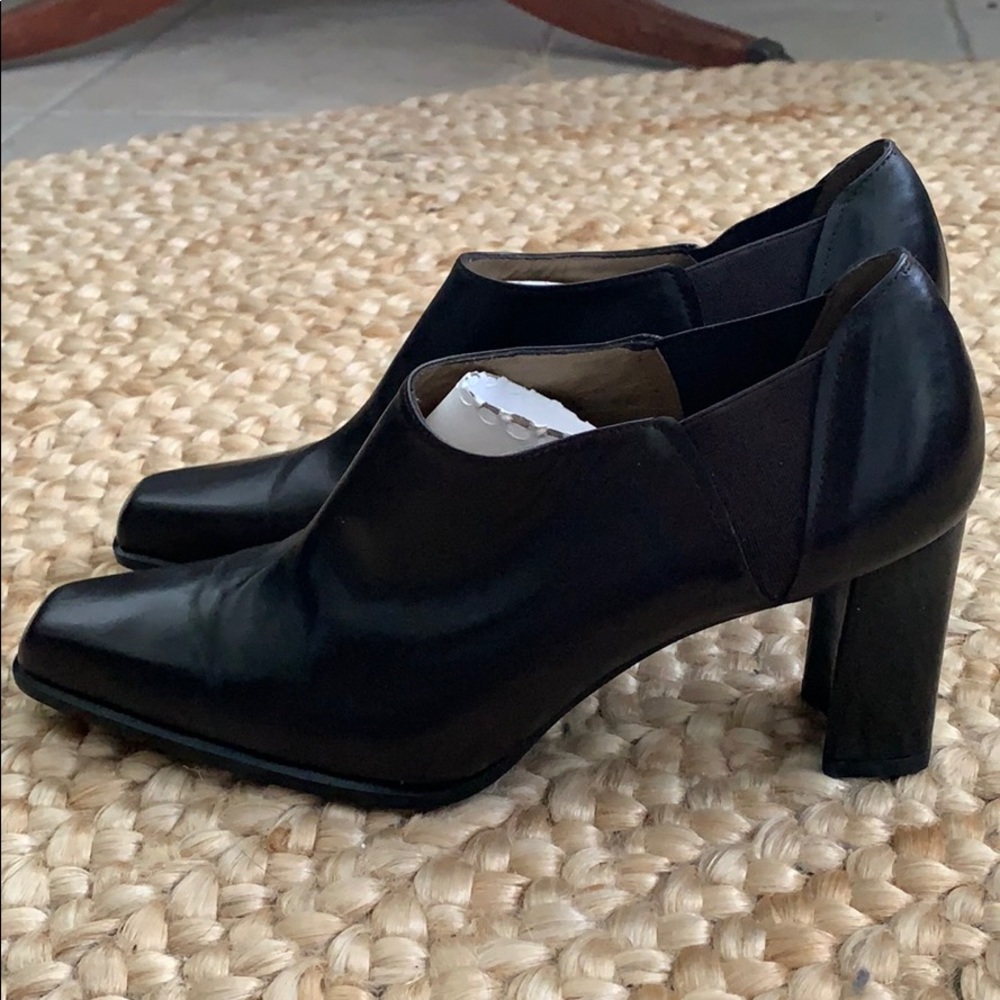 Vintage Stuart Weitzman leather heels - Picture 5 of 5